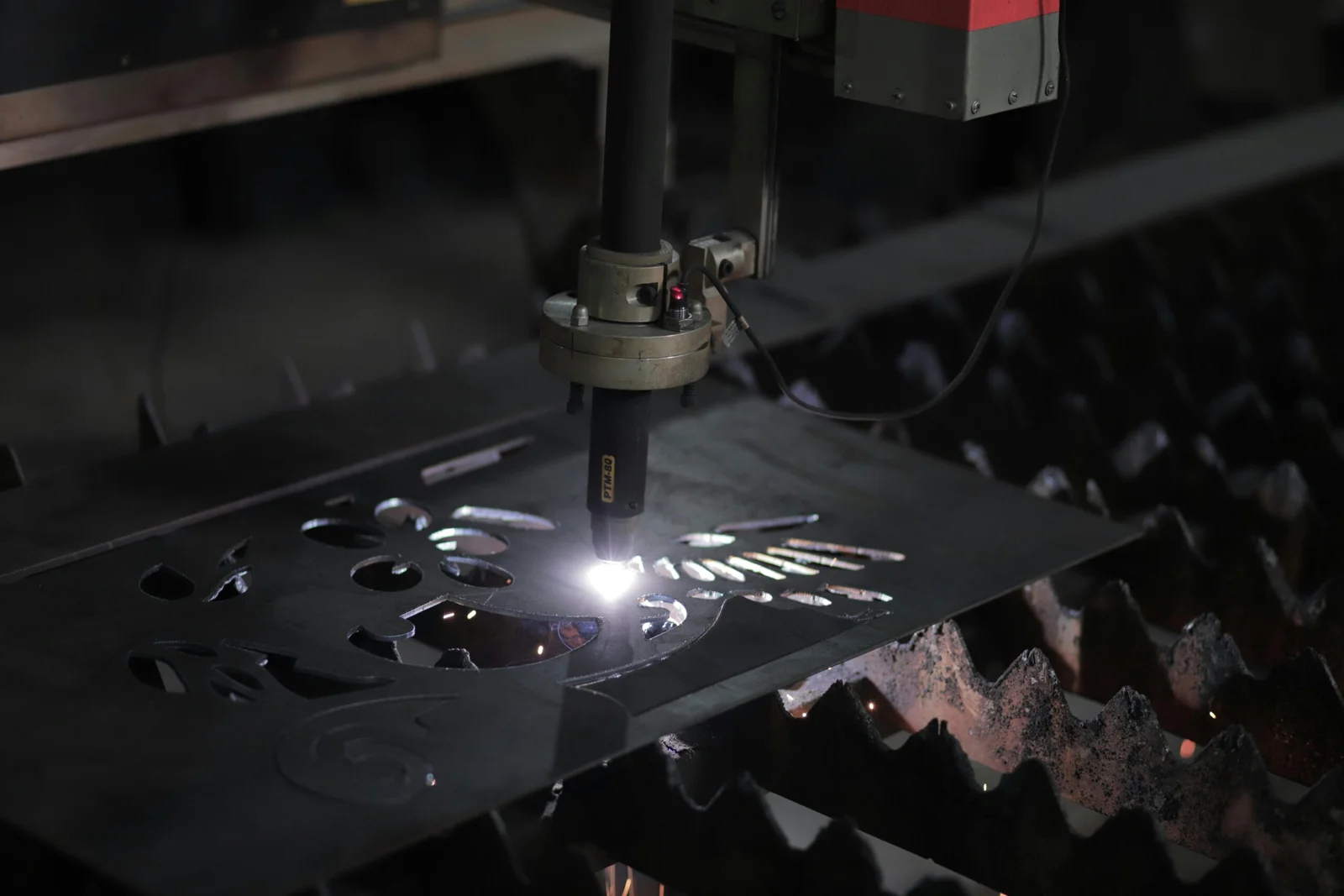 CNC Metal Cutting